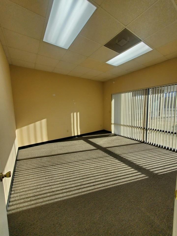 722 Beal Pkwy N Ste H #H - Photo 6 of 18