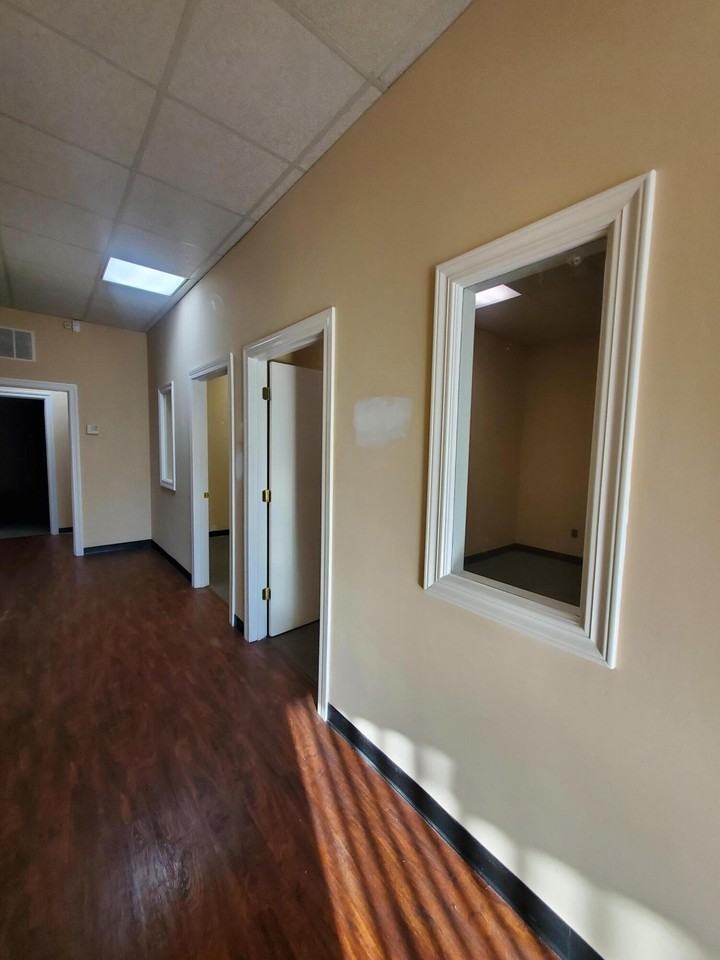 722 Beal Pkwy N Ste H #H - Photo 7 of 18