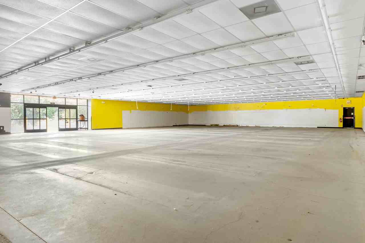 10724 Us Highway 90 W - Photo 6 of 20