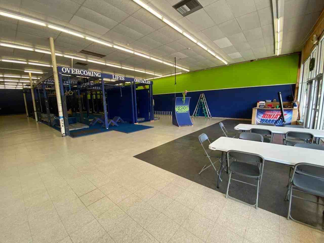 410 W James Lee Blvd - Photo 3 of 15