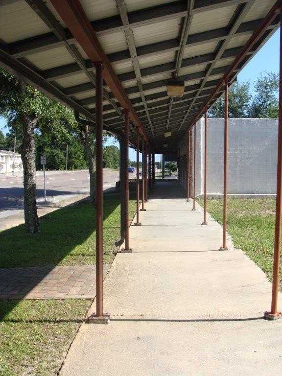 137 S John Sims Pkwy Unit 141c #141C - Photo 2 of 11