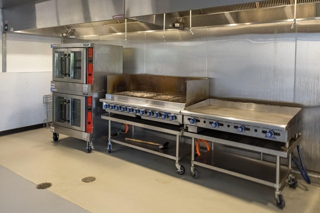 101 Business Centre Dr Unit B #B - Photo 7 of 36