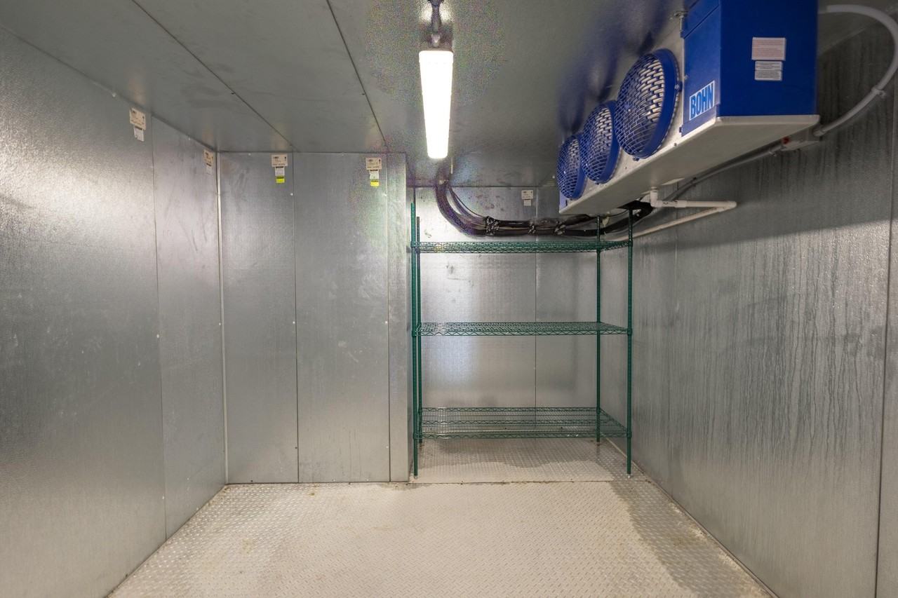 101 Business Centre Dr #B - Photo 6 of 36