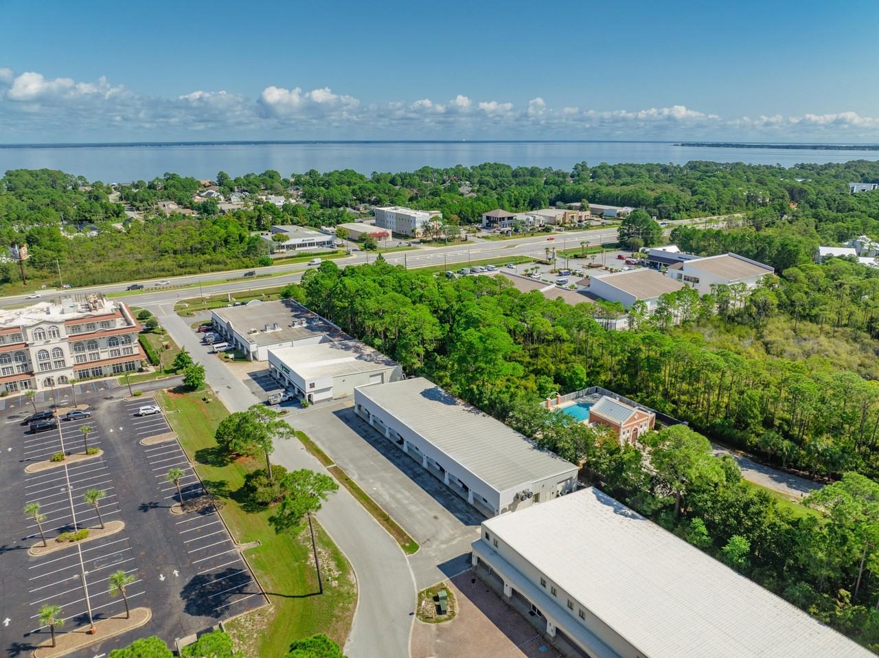 101 Business Centre Dr Unit B #B - Photo 3 of 36