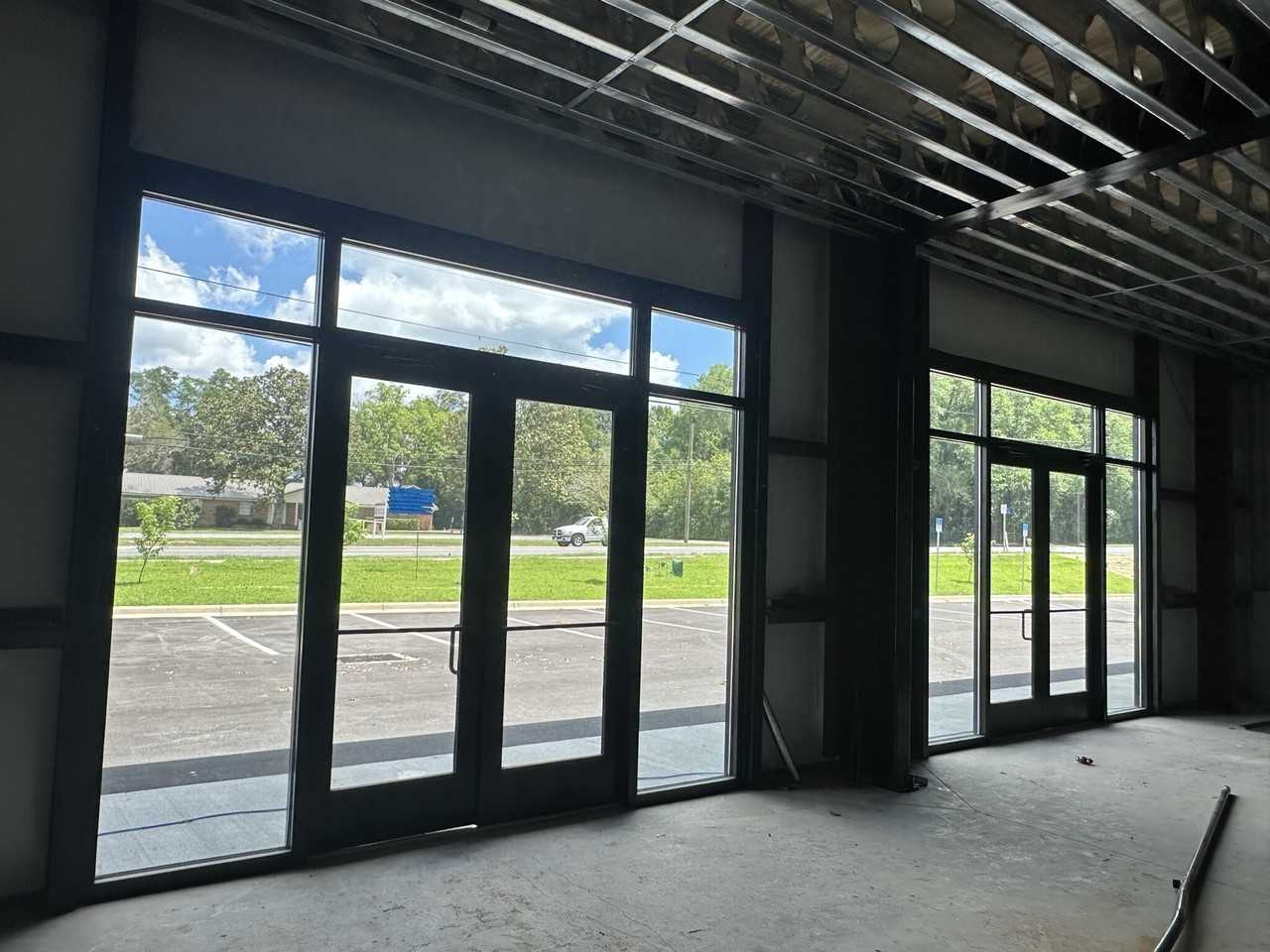 200 W James Lee Blvd #2 - Photo 4 of 13
