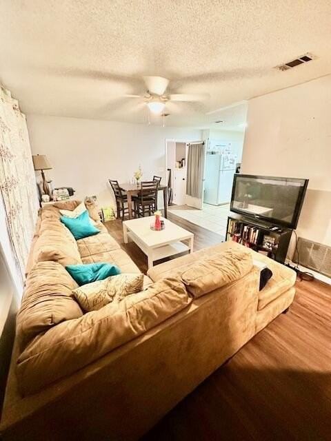 423 John King Rd - Photo 2 of 24