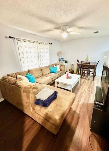 423 John King Rd - Photo 3 of 24