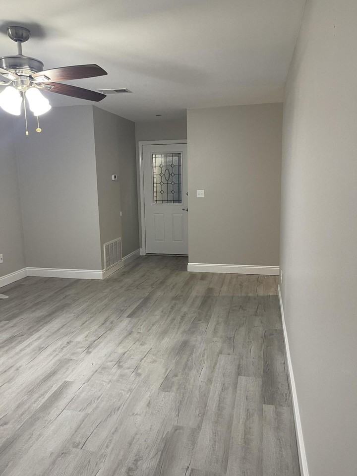 162 Meadowbrook Ct - Photo 6 of 33