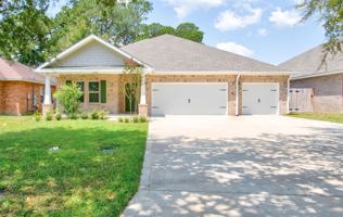 featured image of 1756 Thomas St