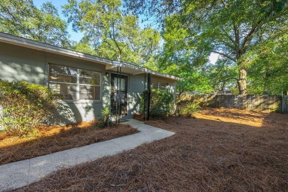 1013 Holton Avenue #3 - Photo 2 of 20