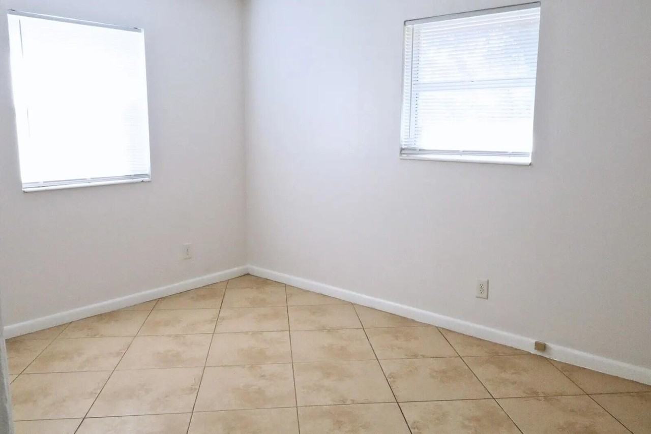 22 Overstreet Drive - Photo 5 of 7