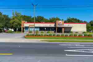 featured image of 302 Racetrack Rd Nw