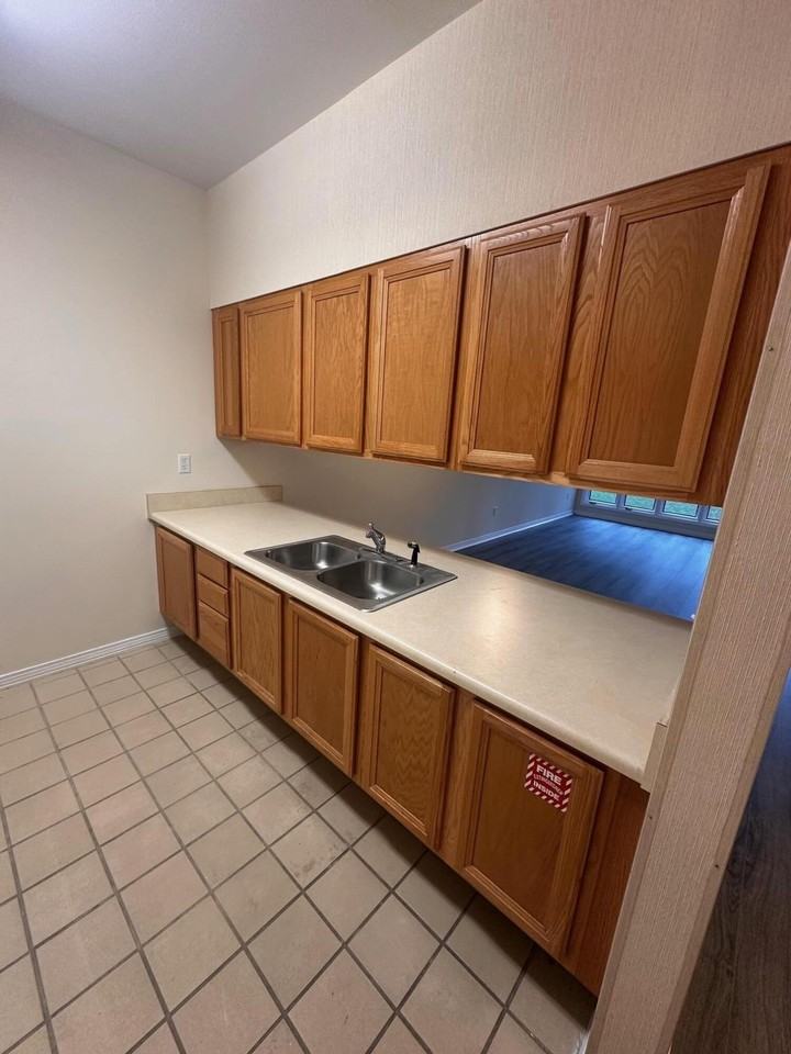 1940 Bluewater Boulevard #20 - Photo 6 of 14