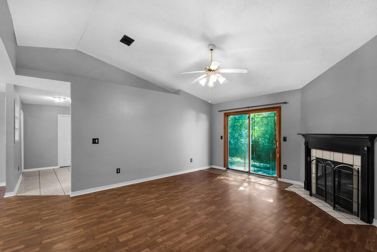 1218 Ego Drive - Photo 7 of 26