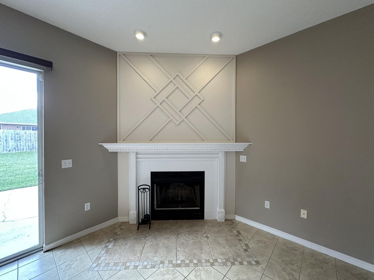 3077 Border Creek Drive - Photo 2 of 33