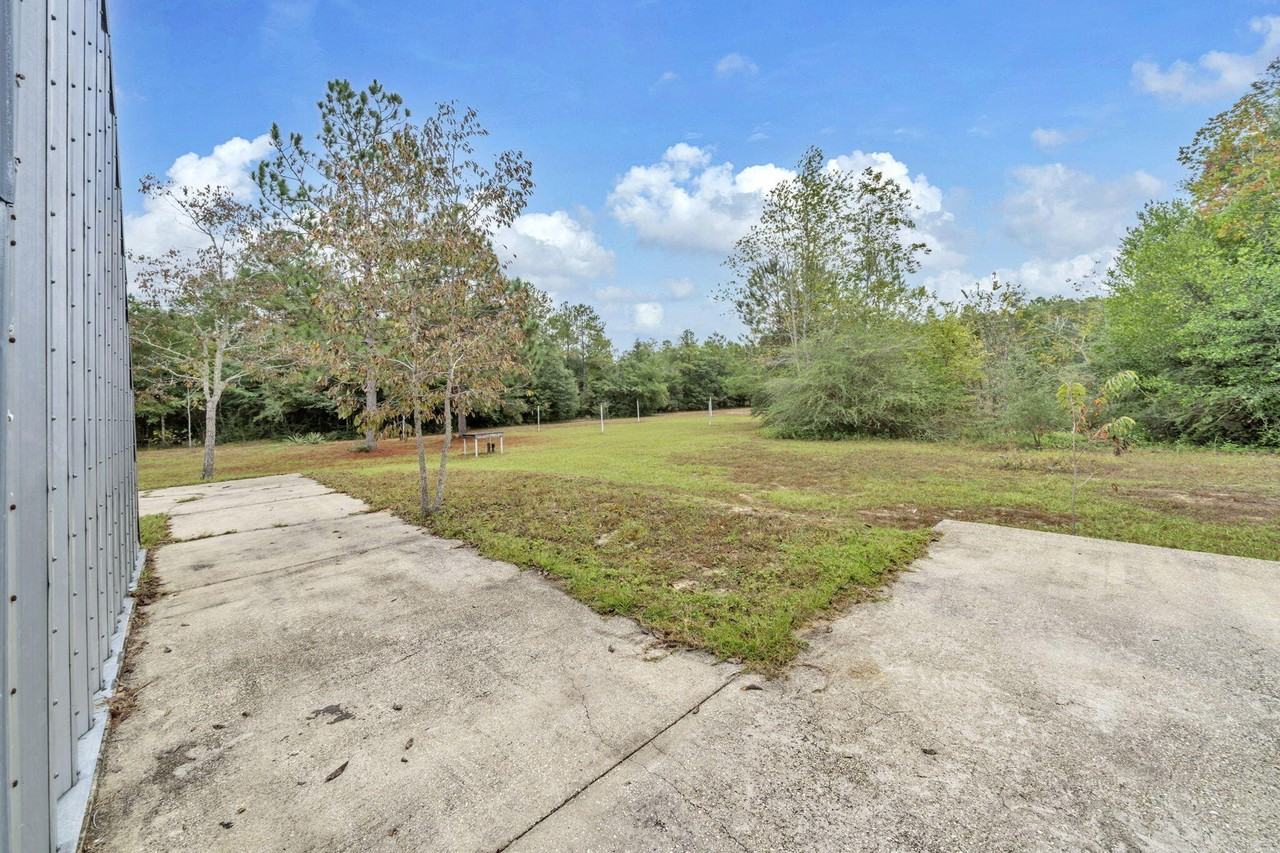 4156 Painter Branch Rd - Photo 7 of 44