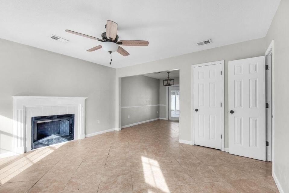 113 Scranton Street - Photo 2 of 23