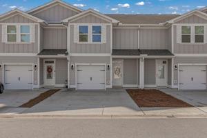 featured image of 41 Sandhill Pines Dr