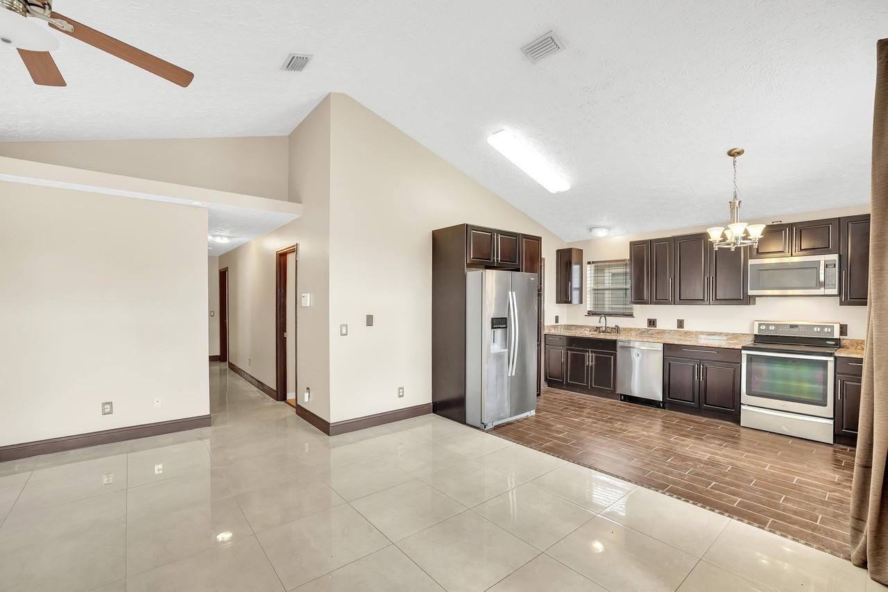 149 Seagrass Way - Photo 7 of 38