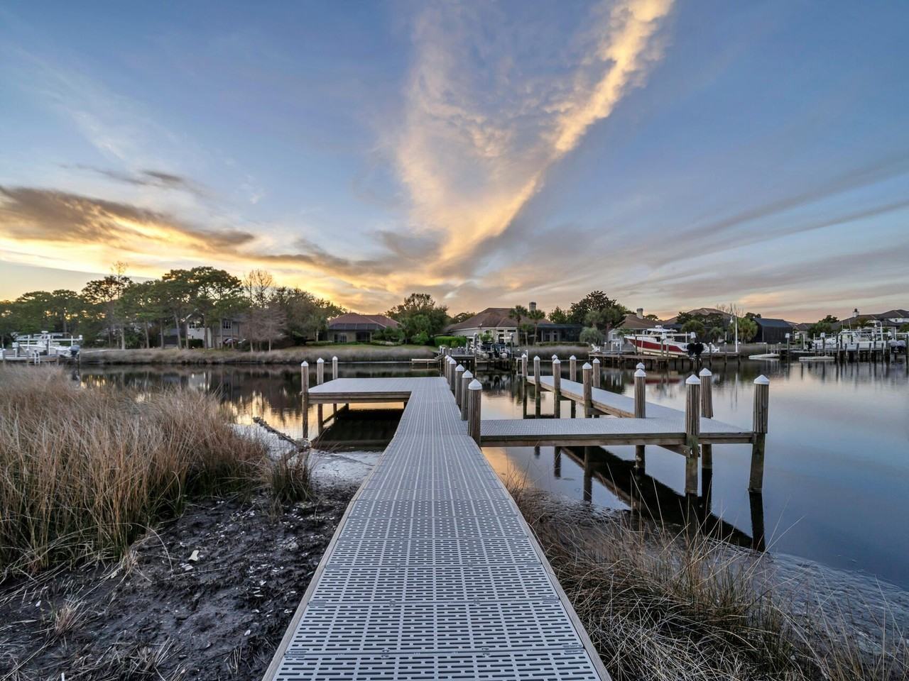 330 Kelly Plantation Drive - Photo 6 of 50