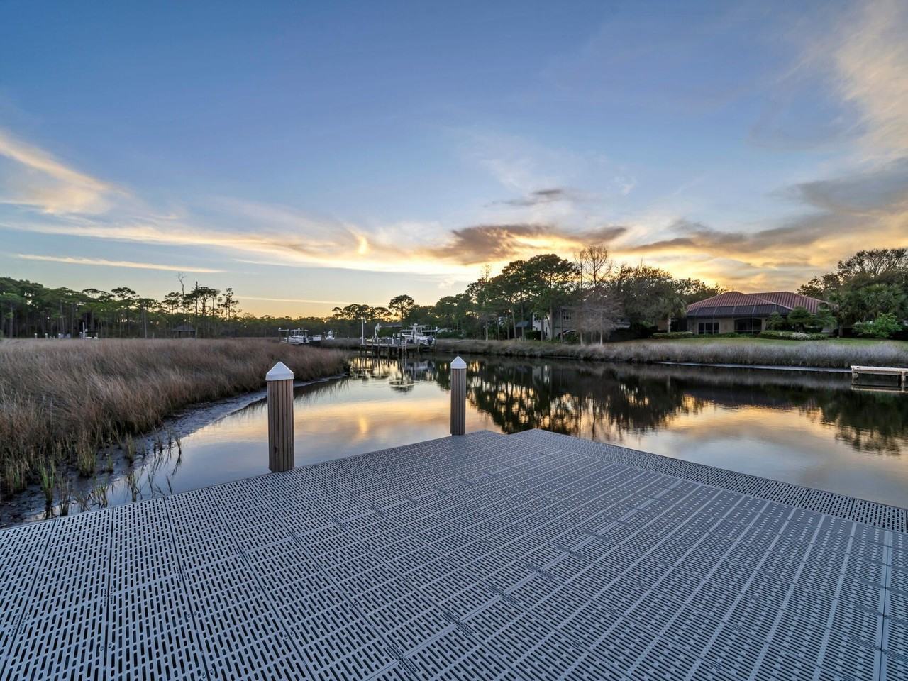 330 Kelly Plantation Drive - Photo 7 of 50