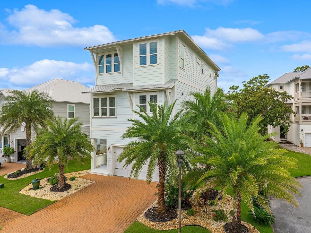 79 Grande Pointe Dr S - Photo 6 of 47