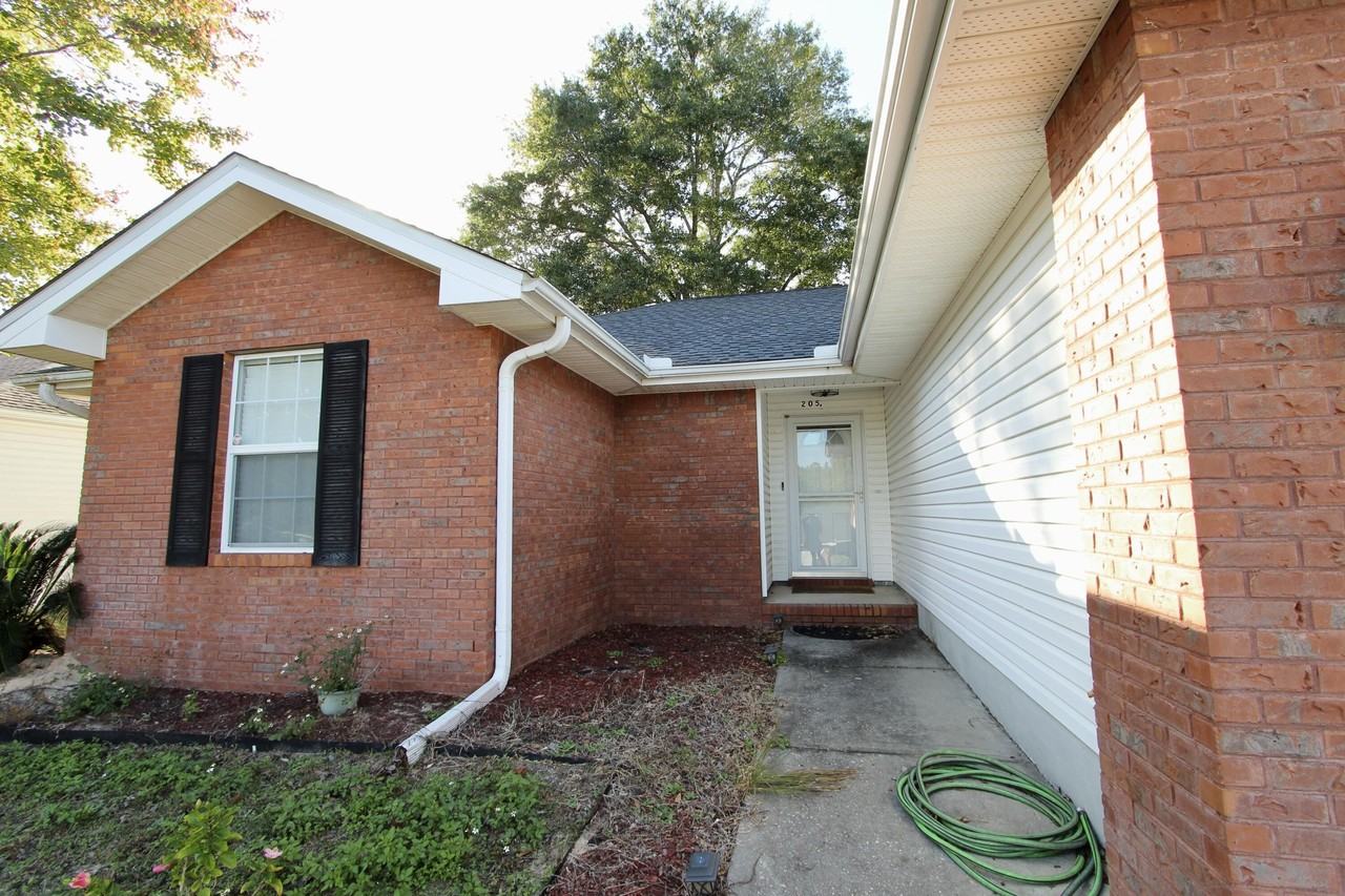 205 Tiffot Court - Photo 3 of 27