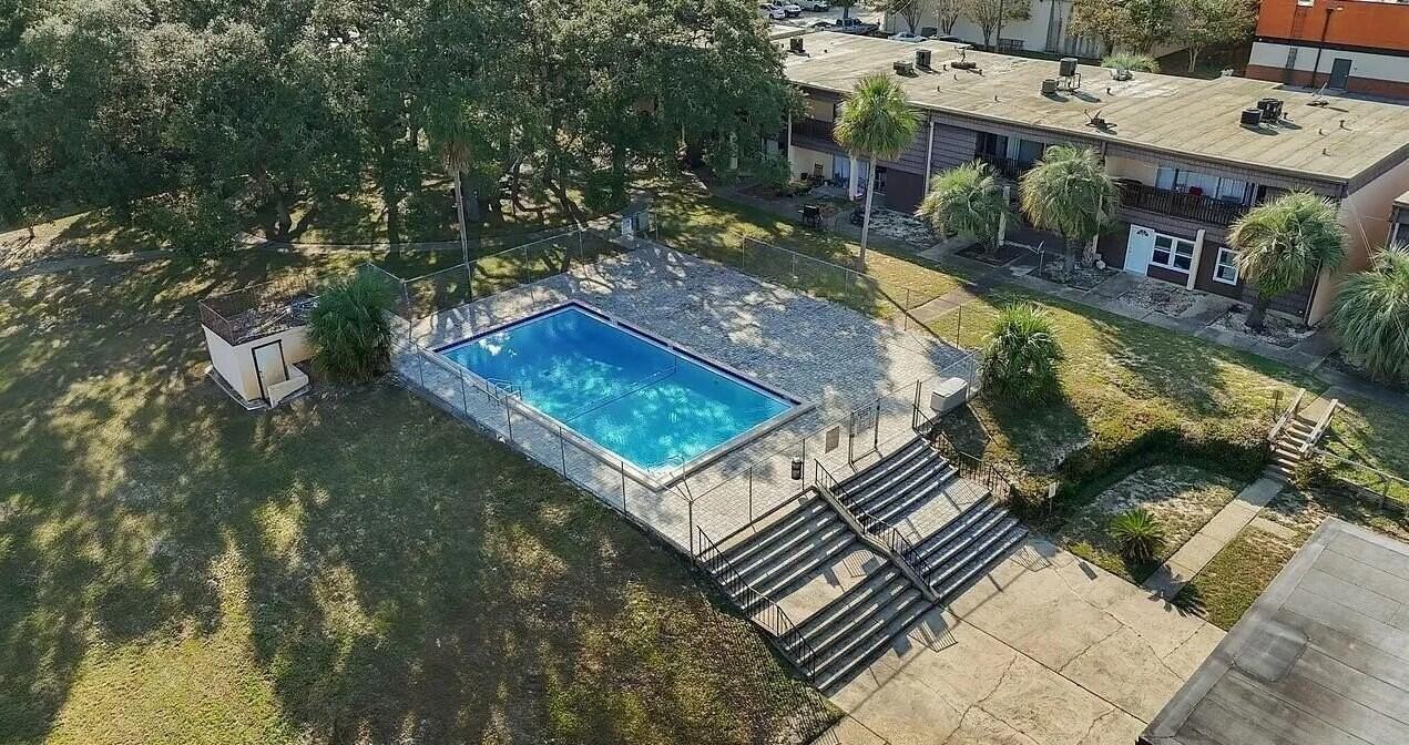 408 Marshall Court #5 - Photo 2 of 24