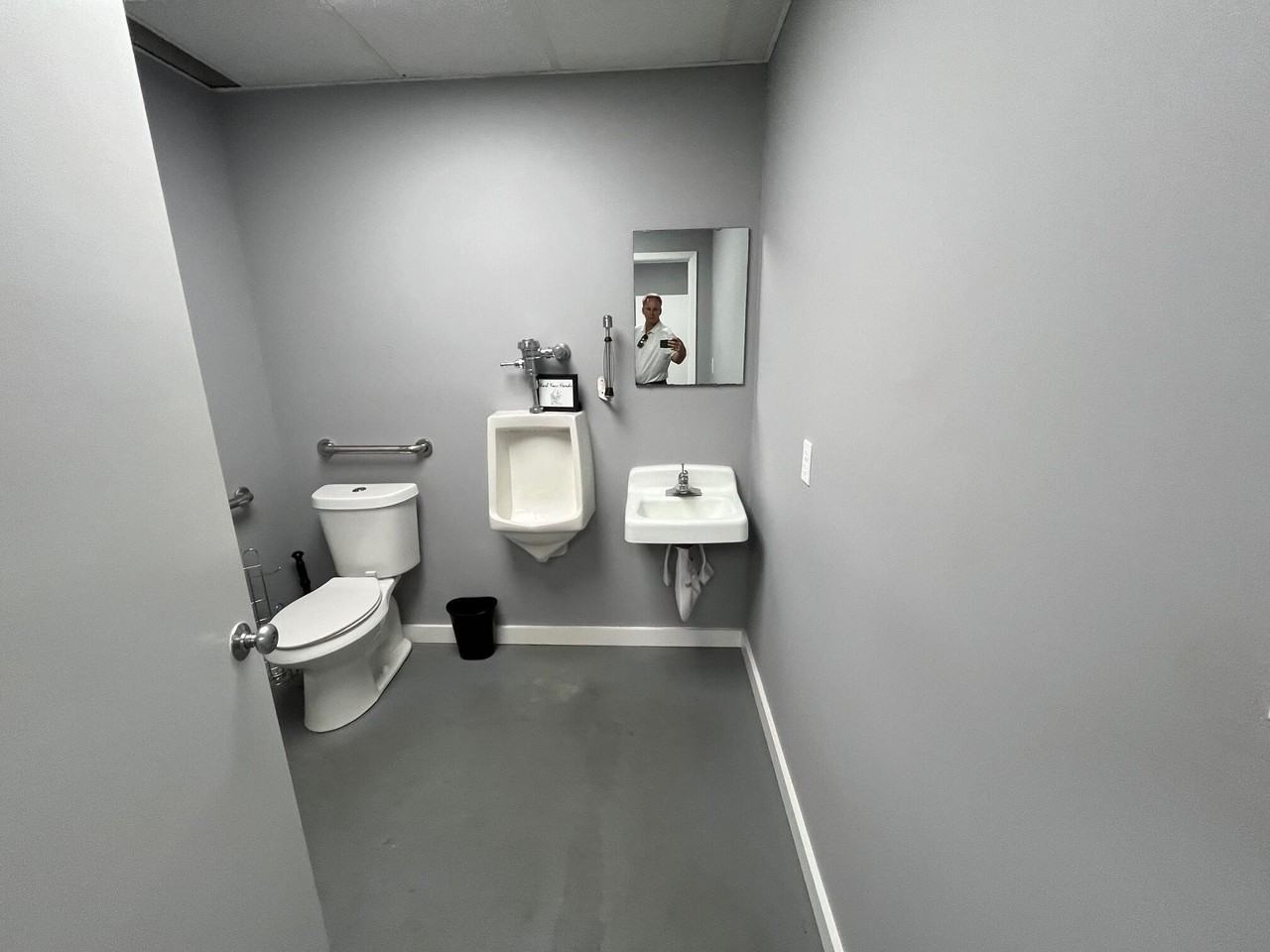 410 Government Ave Ste C #C - Photo 7 of 9