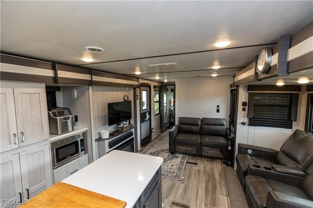 17861 Palm Creek Drive - Photo 4 of 17