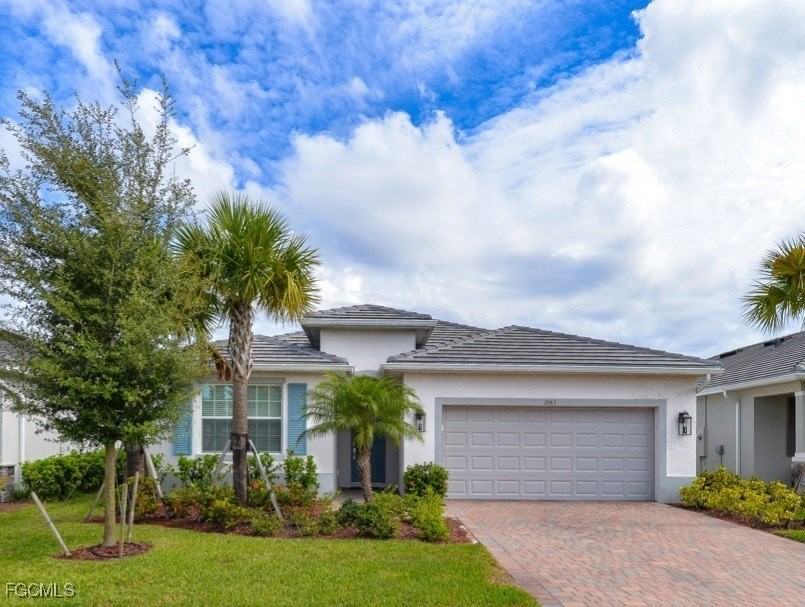 3983 East Hampton Circle