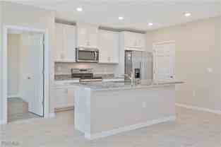 3052 Royal Gardens Ave - Photo 1 of 1