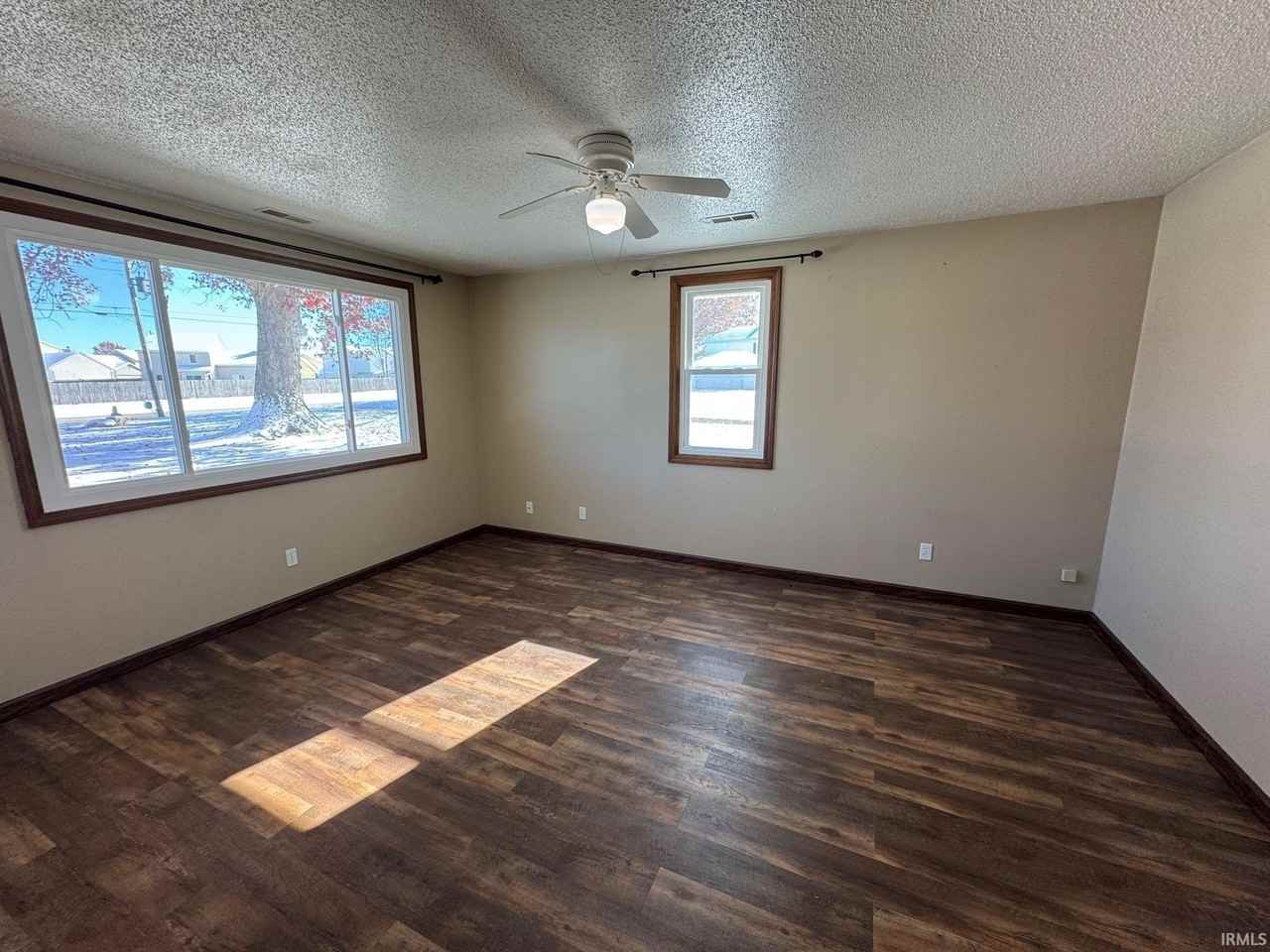 10521 Bethel Rd - Photo 5 of 11