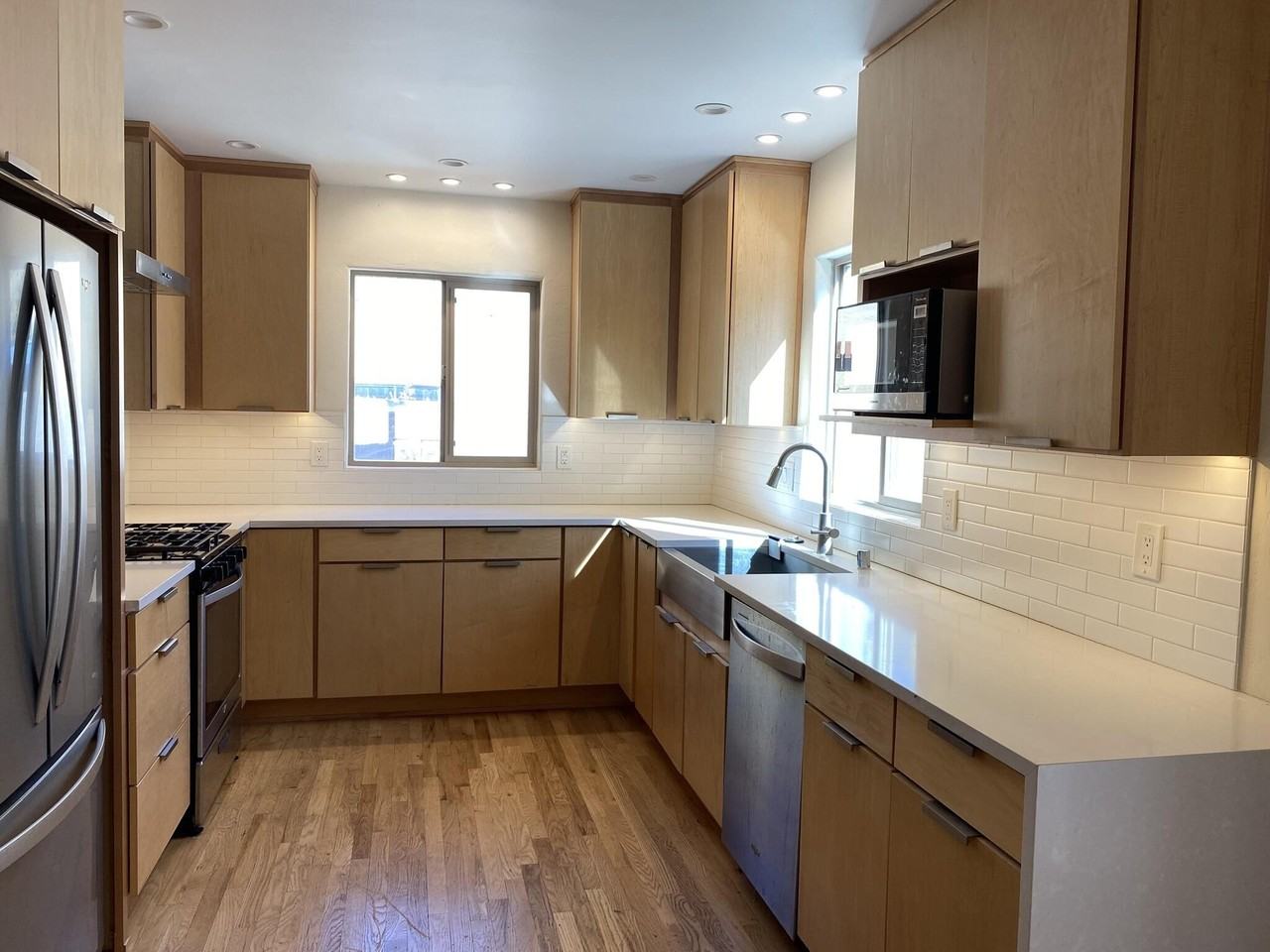 4614 Idlewilde Lane Southeast - Photo 6 of 34