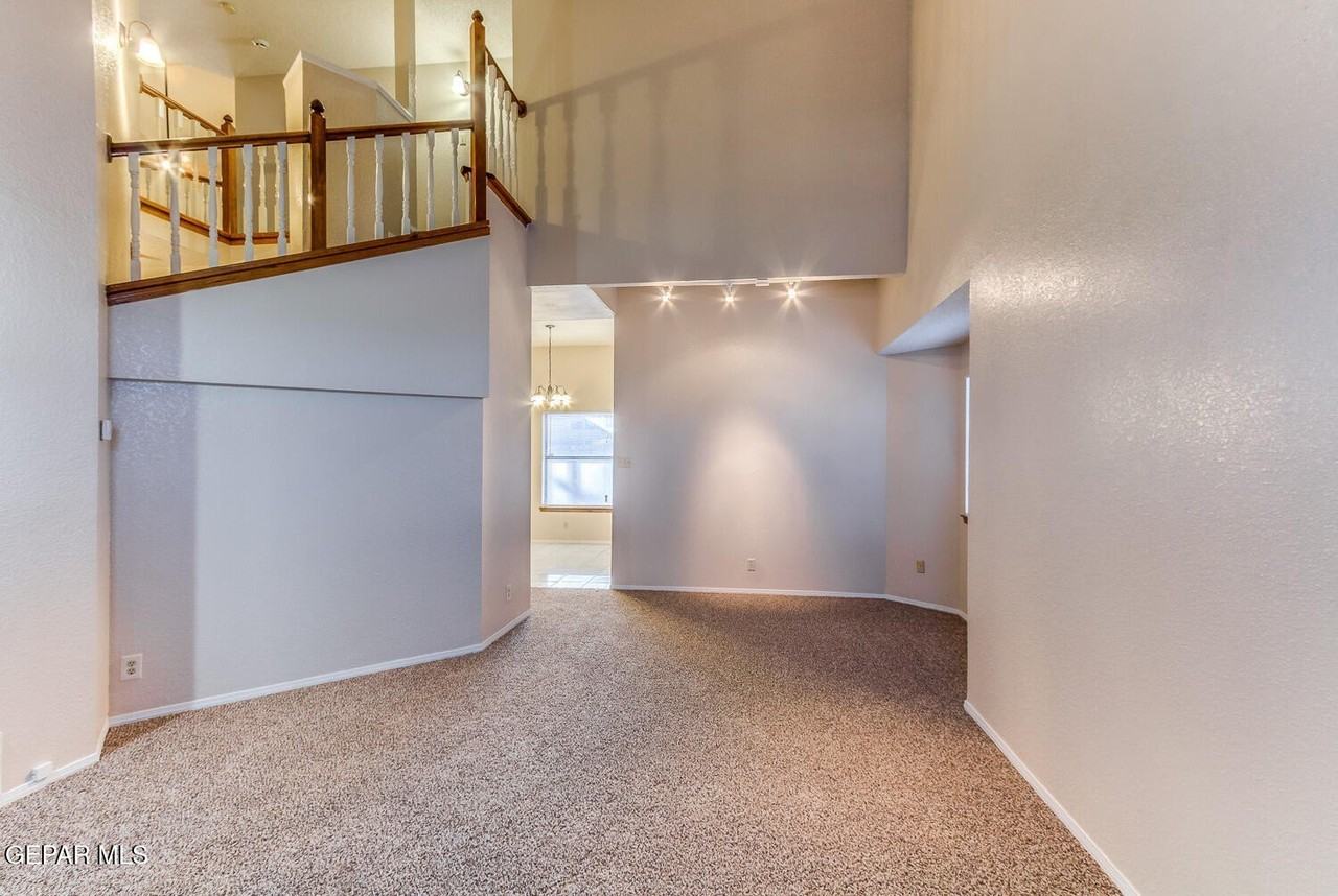 11181 Loma Grande Dr - Photo 4 of 21