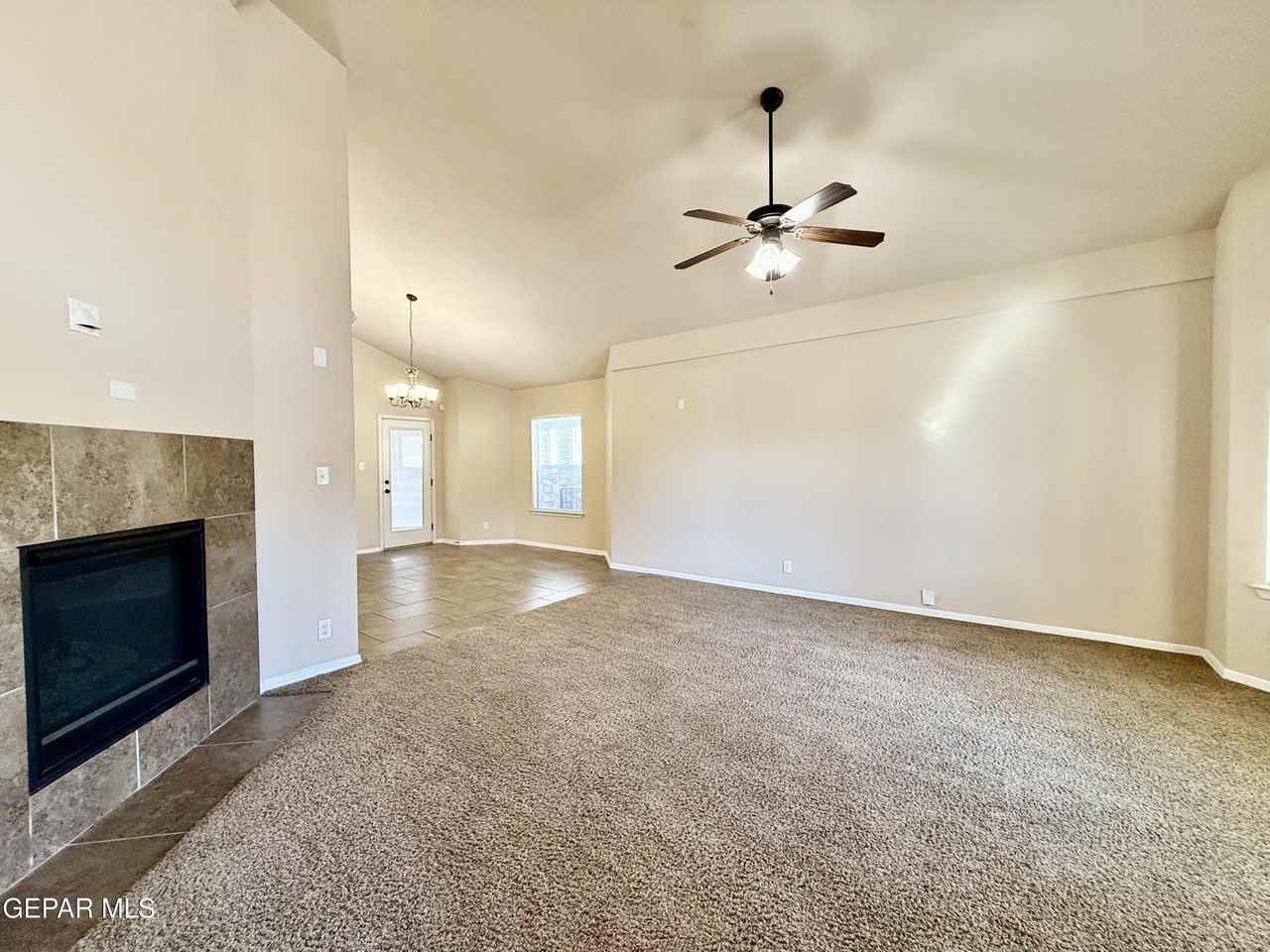 11353 Bullseye Street - Photo 2 of 37