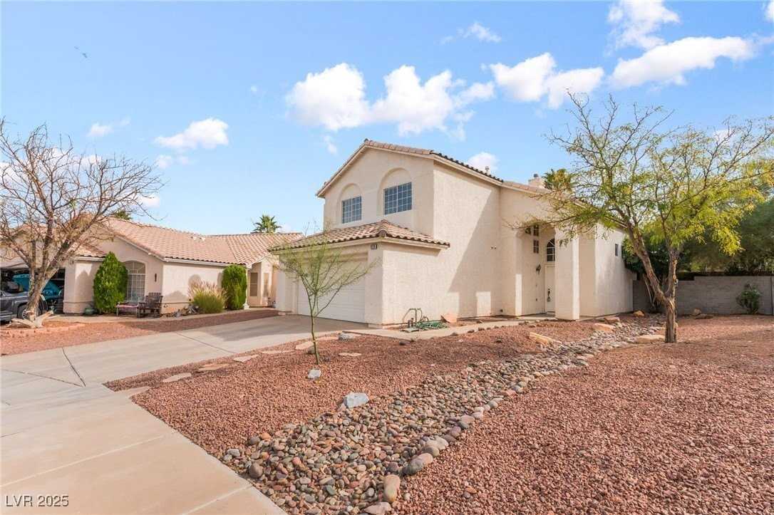 628 Rolling Valley Way - Photo 2 of 39