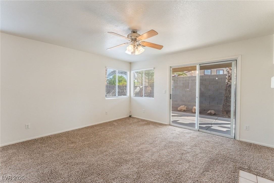 628 Rolling Valley Way - Photo 5 of 39