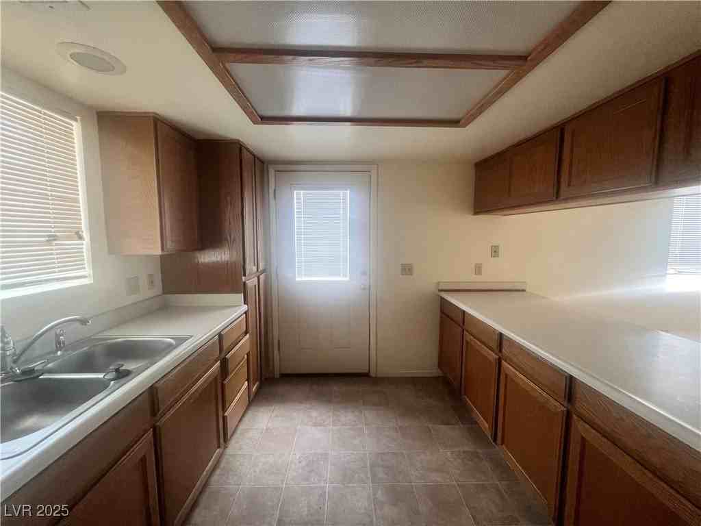 1441 Star Rd #3 - Photo 5 of 11