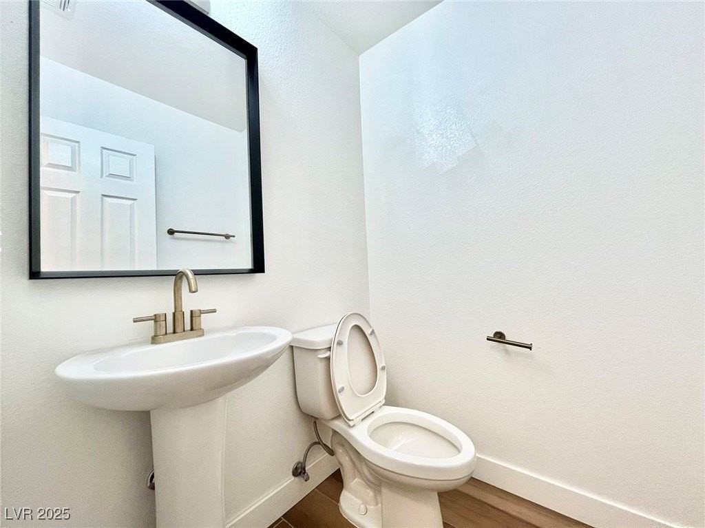 9291 Hollander Avenue - Photo 5 of 19