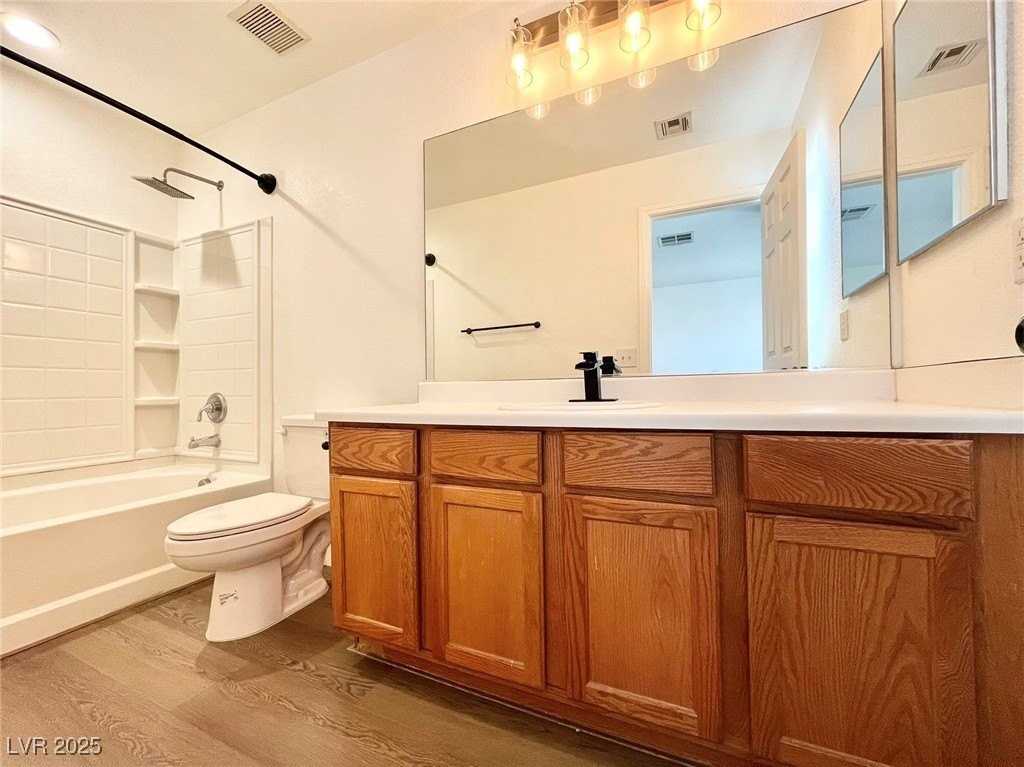 9291 Hollander Avenue - Photo 7 of 19