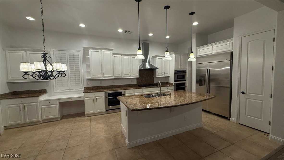 2321 Martinique Ave - Photo 4 of 50