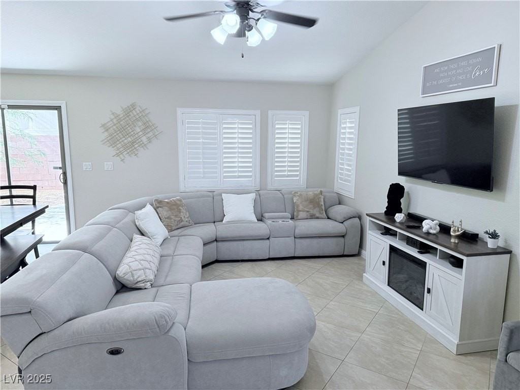 5917 Pearlie May Ct - Photo 2 of 10