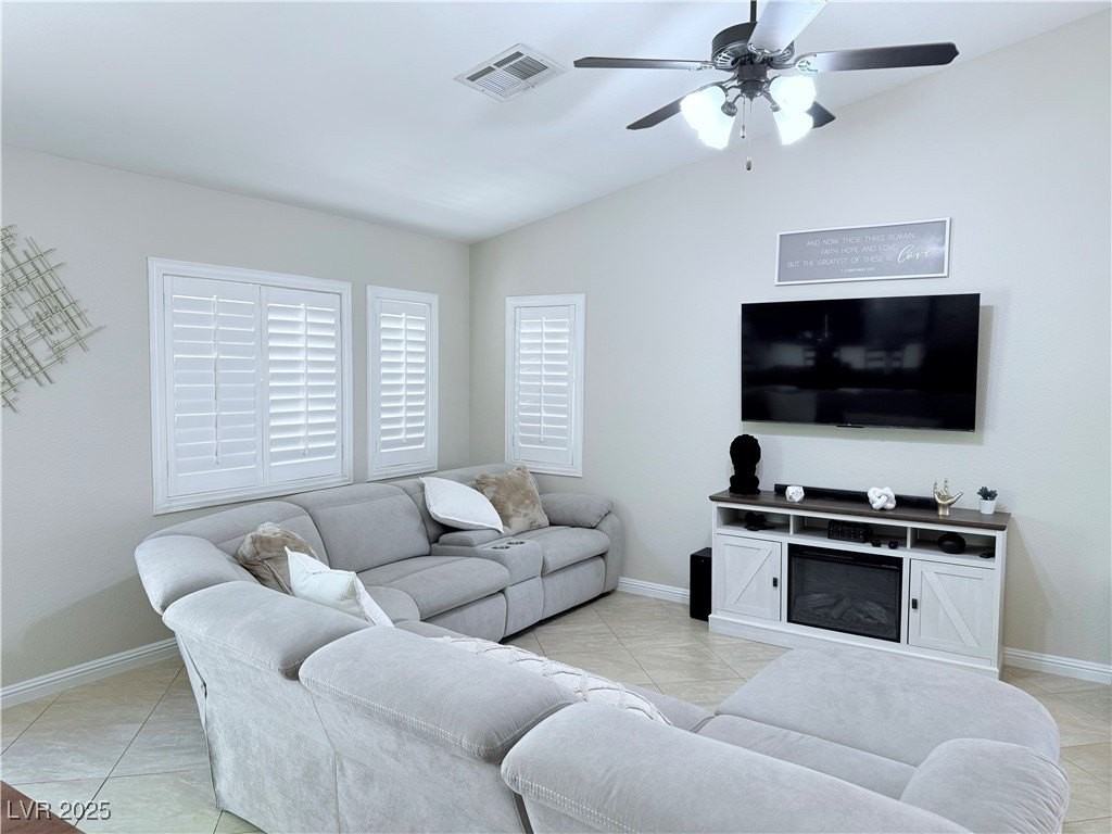 5917 Pearlie May Ct - Photo 3 of 10