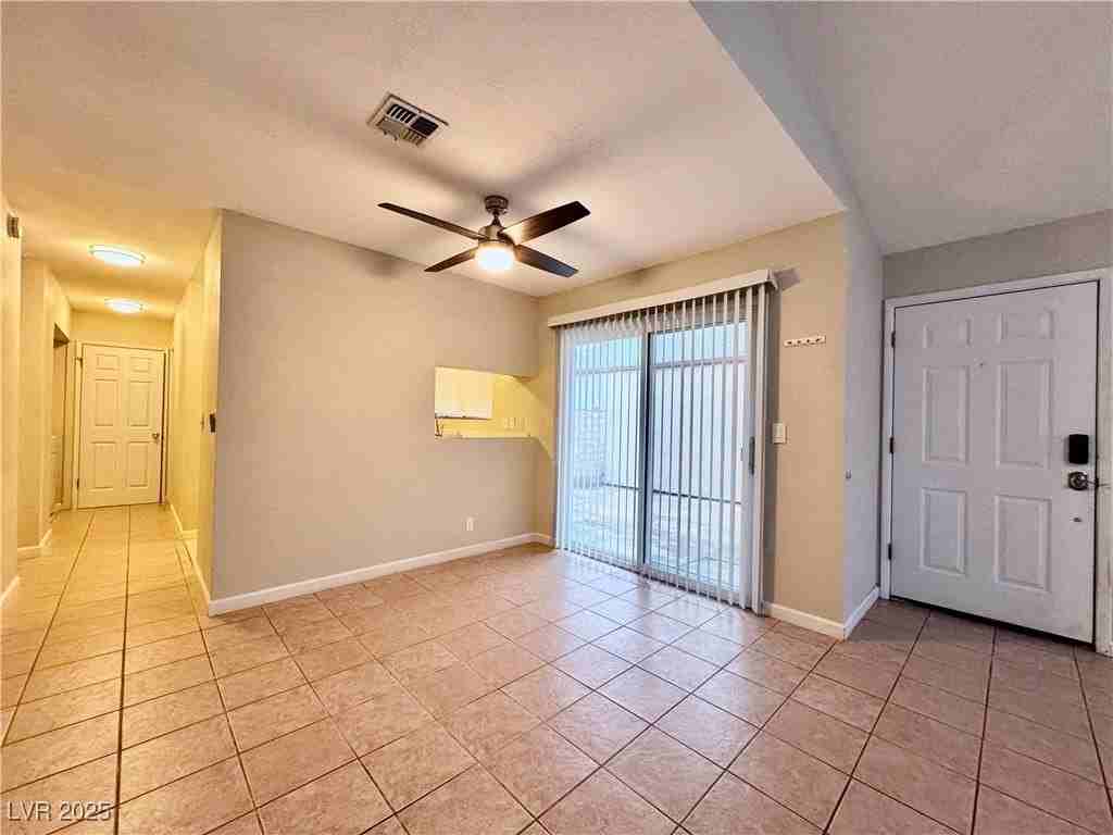 7289 Topeka Dr - Photo 5 of 15