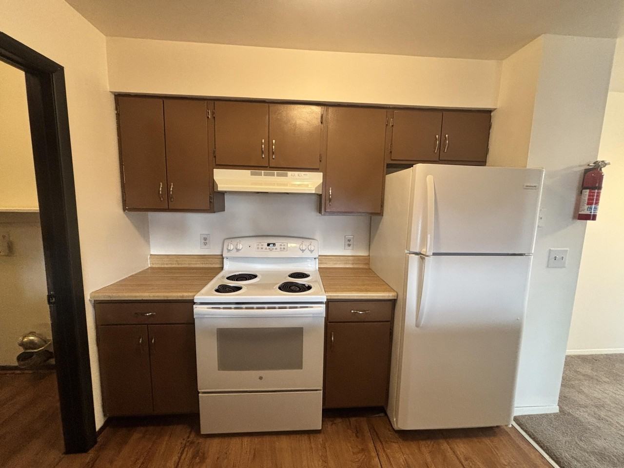 7640 Timbercreek Ct Apt 4 #4 - Photo 7 of 17