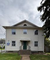 featured image of 142 N Riverview Dr Apt 3 #3