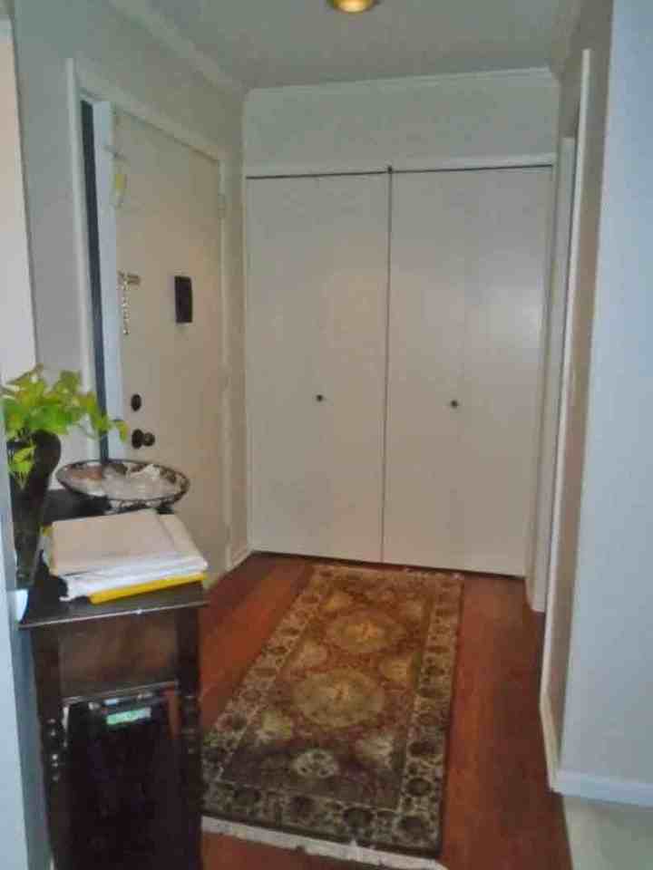 2547 Meade Ct - Photo 4 of 30