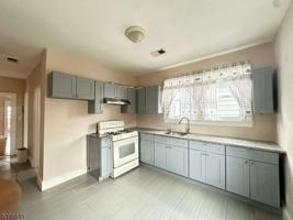 featured image of 322 Ashton Ave