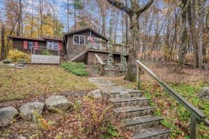 featured image of 389 Springbrook Trl